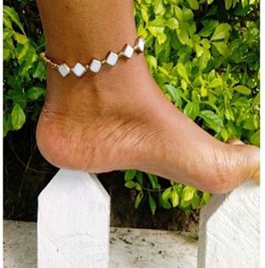 Anklet