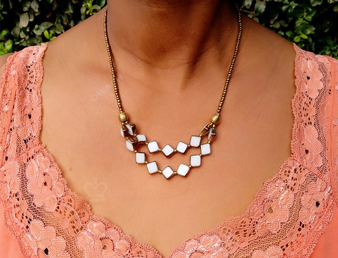 Stoney White Necklace